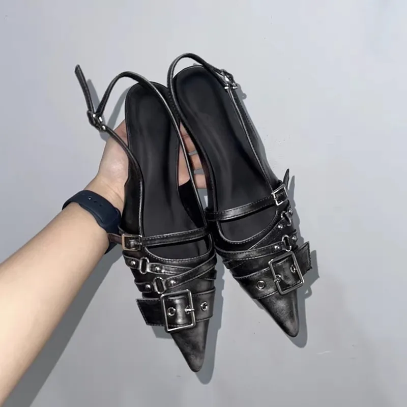Women'S Accessories Trends 2025 - ポインテッドトゥハイヒール レディース ベルトバックル付き バオトウ コールドスリッパ 2025