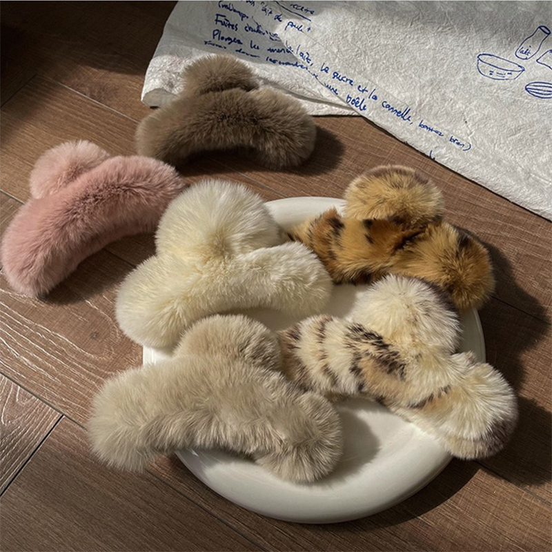 女性のための偽の毛皮の髪の爪,ウサギのヘアピン,ぬいぐるみの - Hair Claw Clip Set のレビューと価格