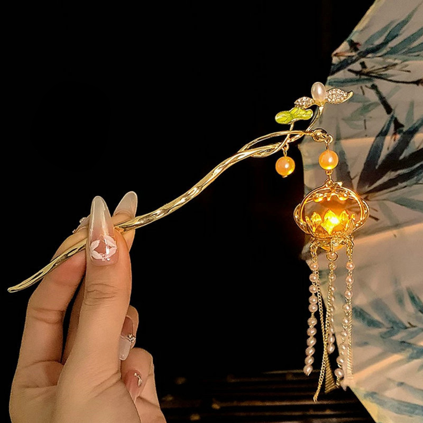 発光花ヘアピン絶妙な蓮の花のタッセルヘアスティックエレガント - Hair Fork Stick のレビューと価格