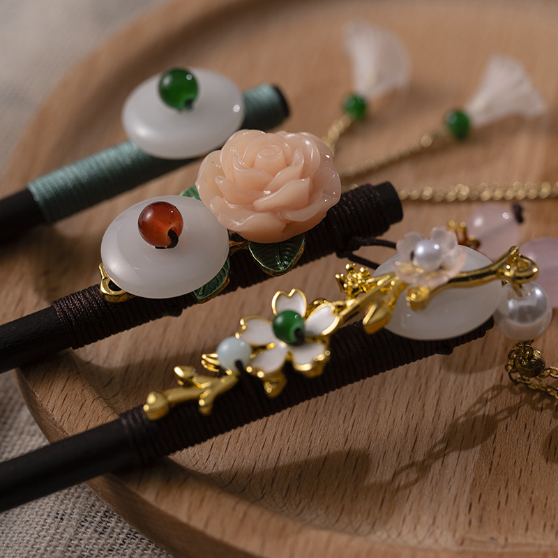 1Pc 木製ヘアピン頭飾り女性のための中国風の花のタッセルヘ - Hair Fork Stick のレビューと価格