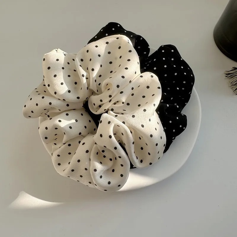 2 個のエレガントなミニマリストヘアシュシュ女性用シルクシミ - Women Accessories Aesthetic のレビューと価格