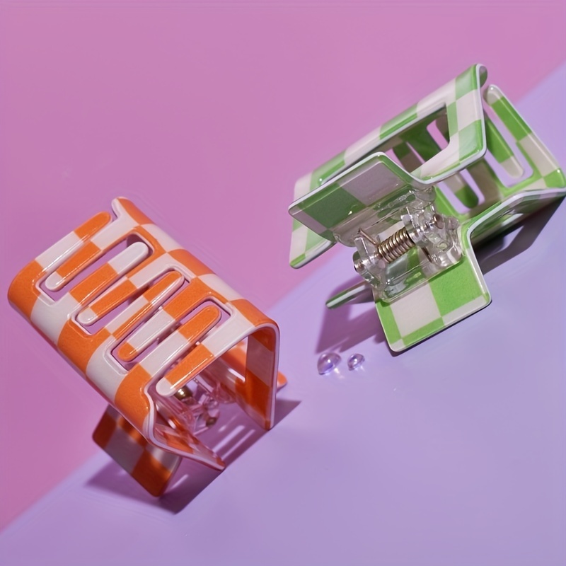 1 セットの女性のチェック柄中空ミディアムスクエアクリップ  - Hair Claw Clip Set のレビューと価格