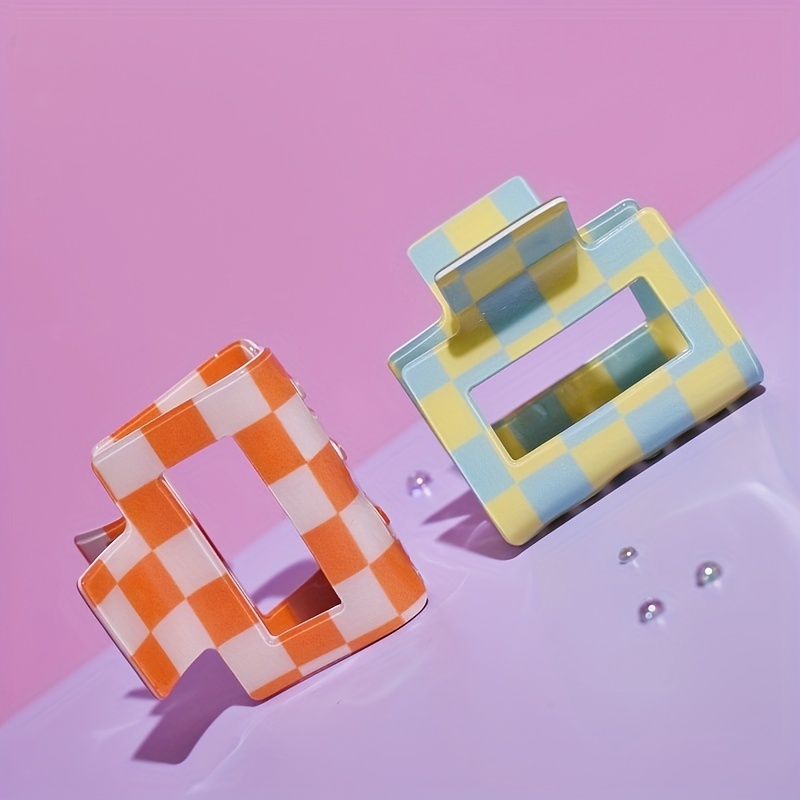 1 セットの女性のチェック柄中空ミディアムスクエアクリップ  - Hair Claw Clip Set のレビューと価格