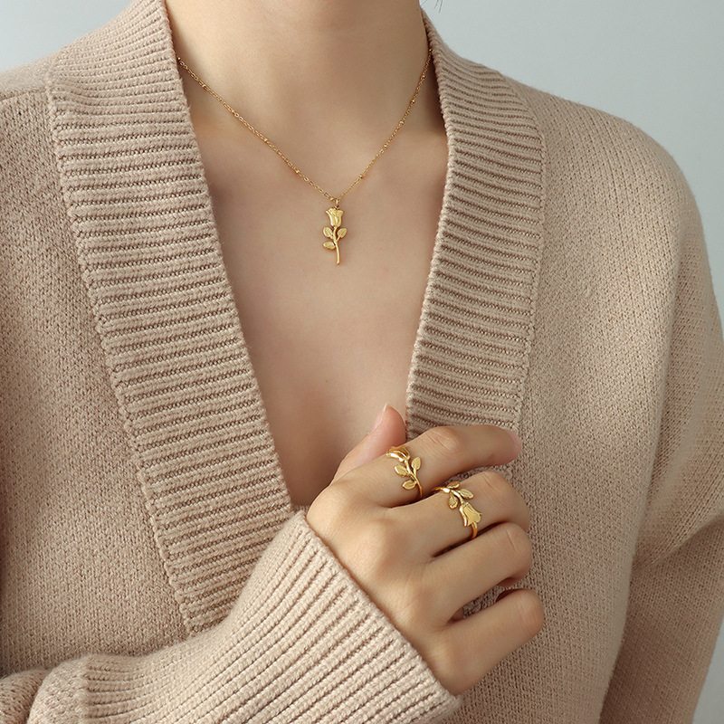 サムマー-女性のための金メッキのオンラインショッピングネック - Women Accessories Shop Online のレビューと価格