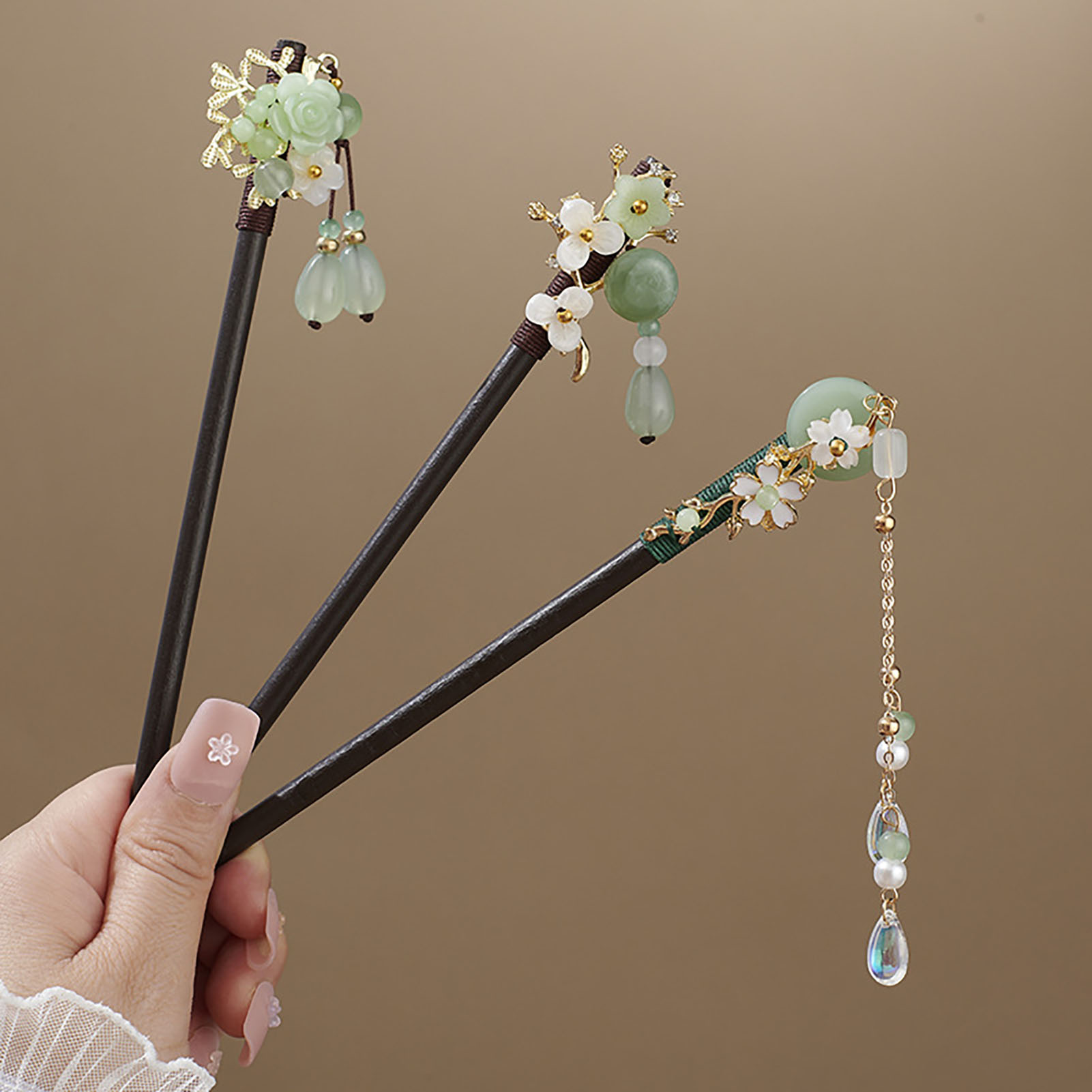 中国風の花のタッセルヘアピンヴィンテージ木製花柄パールヘアス - Women Accessories On Sale のレビューと価格