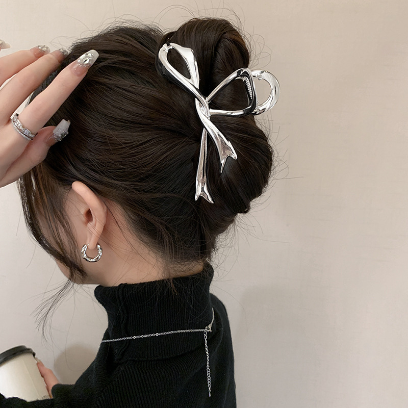 女性のためのヴィンテージ中空ヘアクリップ,ミニヘアクリップ, - Women'S Winter Accessories Set のレビューと価格