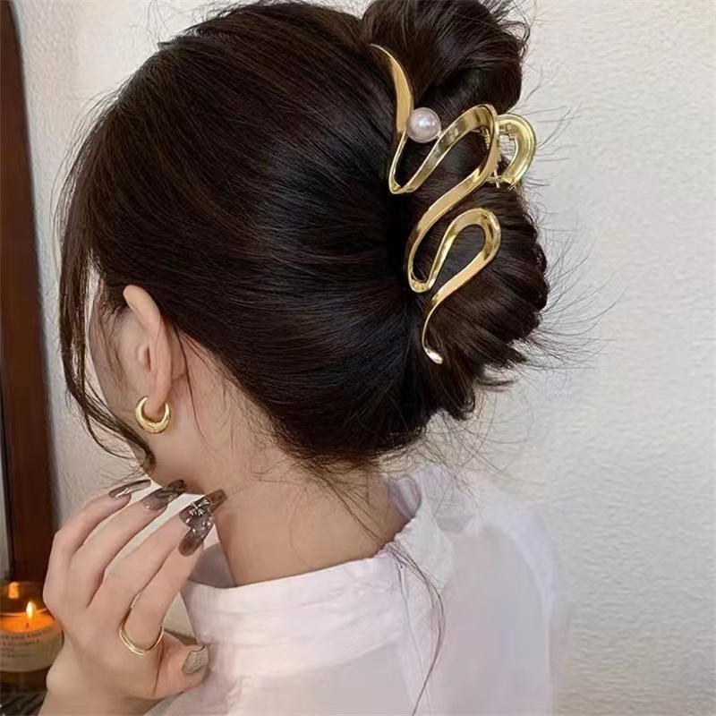女性のためのヴィンテージ中空ヘアクリップ,ミニヘアクリップ, - Women'S Winter Accessories Set のレビューと価格