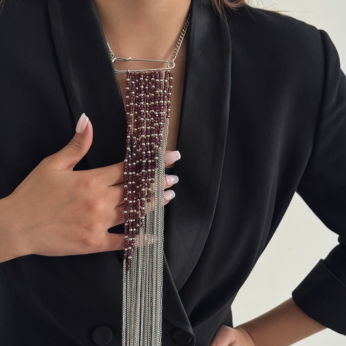 シルバーカラータッセルチェーンブローチファッションアクセサリ - Women'S Accessories And Jewelry のレビューと価格