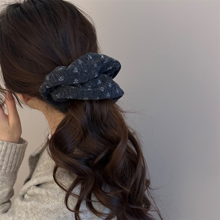 韓国の花柄ニットシュシュ女性女の子弾性ヘアバンドアクセサリー - Women'S Winter Accessories Set のレビューと価格