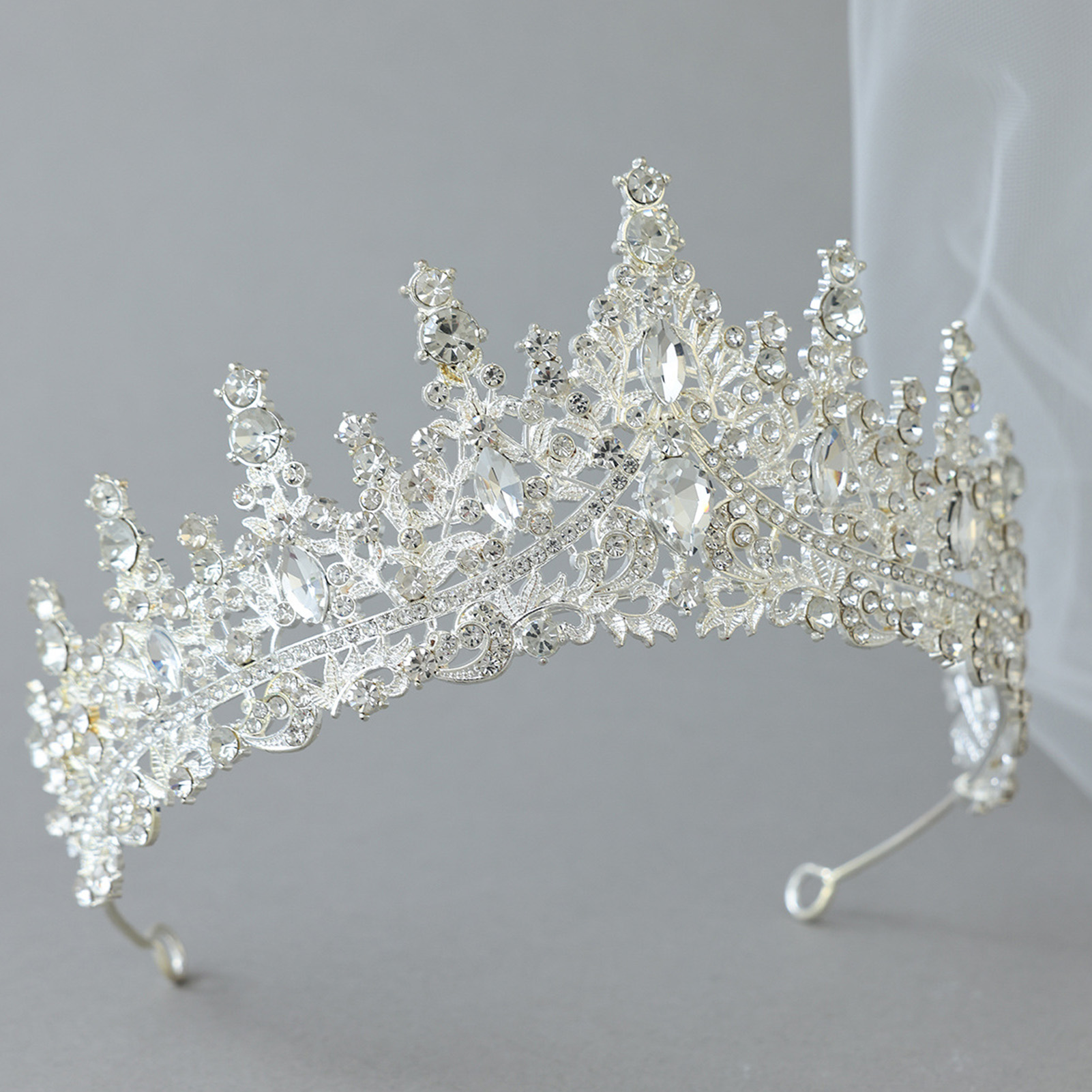 ブライダルヘッドピース キラキラ輝くラインストーンクラウン  - Women'S Accessories And Jewelry のレビューと価格